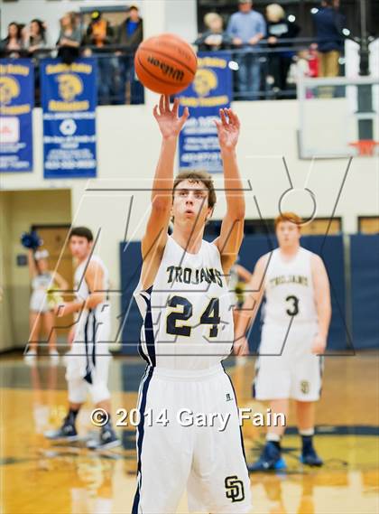 Thumbnail 1 in Notre Dame @ Soddy Daisy photogallery.
