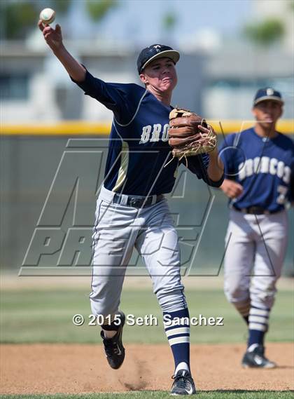 Thumbnail 2 in Vista Murrieta @ Chaparral photogallery.