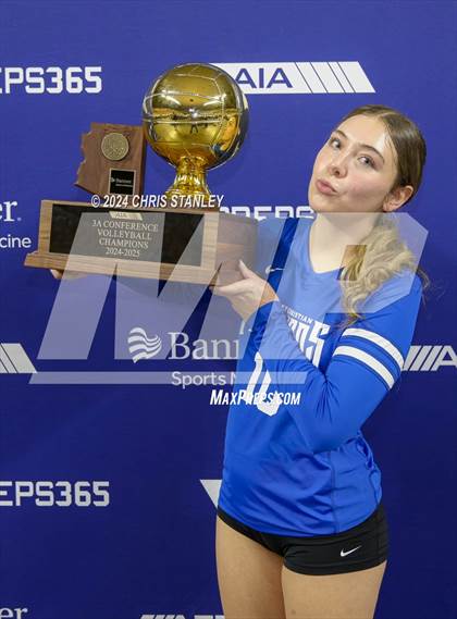 Thumbnail 2 in Valley Christian vs. Seton Catholic (AIA-3A Awards) photogallery.