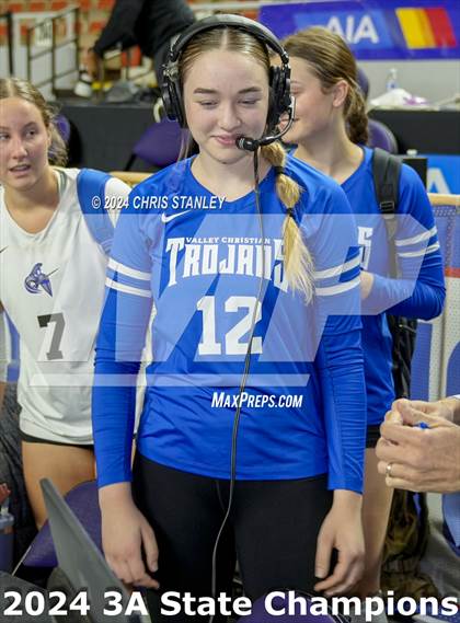 Thumbnail 2 in Valley Christian vs. Seton Catholic (AIA-3A Awards) photogallery.