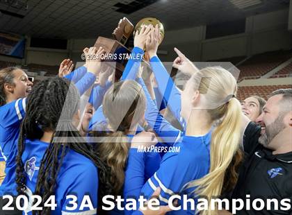 Thumbnail 1 in Valley Christian vs. Seton Catholic (AIA-3A Awards) photogallery.