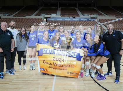 Thumbnail 3 in Valley Christian vs. Seton Catholic (AIA-3A Awards) photogallery.