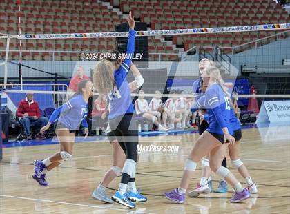 Thumbnail 3 in Valley Christian vs. Seton Catholic (AIA-3A Awards) photogallery.