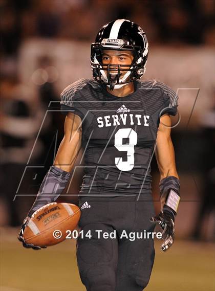 Thumbnail 3 in Bishop Gorman @ Servite photogallery.