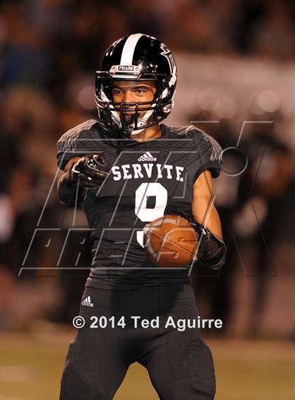 Thumbnail 3 in Bishop Gorman @ Servite photogallery.