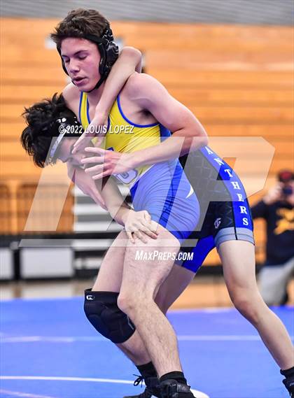 Thumbnail 3 in Charter Oak @ Diamond Ranch photogallery.