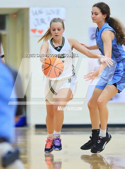 Thumbnail 2 in Swansboro @ Croatan photogallery.