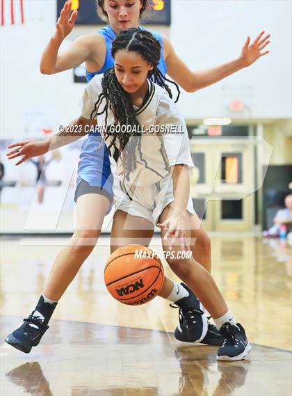 Thumbnail 1 in Swansboro @ Croatan photogallery.