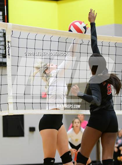 Thumbnail 1 in Palacios @ Yorktown (Yorktown South Texas Showdown) photogallery.