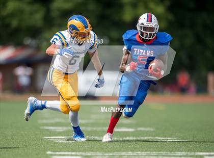 Thumbnail 3 in Robinson @ T.C. Williams photogallery.
