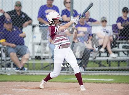 Thumbnail 2 in Lutcher @ E.D. White photogallery.