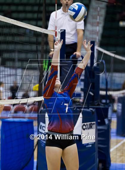 Thumbnail 3 in Eden vs. Broadalbin-Perth (NYSPHSAA Class C Pool Play) photogallery.