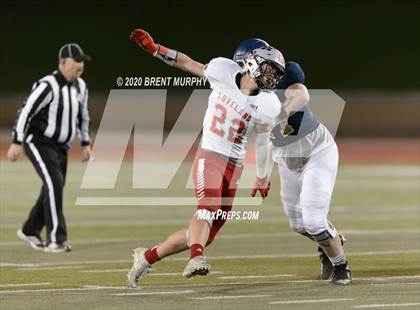 Thumbnail 3 in Loveland vs. Palmer Ridge (CHSAA 4A State Championship) photogallery.