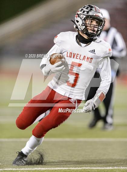 Thumbnail 3 in Loveland vs. Palmer Ridge (CHSAA 4A State Championship) photogallery.