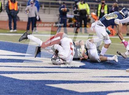 Thumbnail 2 in Loveland vs. Palmer Ridge (CHSAA 4A State Championship) photogallery.