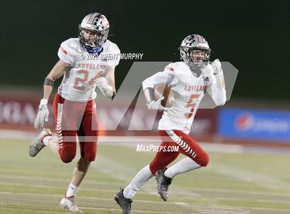 Thumbnail 3 in Loveland vs. Palmer Ridge (CHSAA 4A State Championship) photogallery.