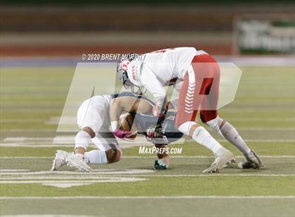 Thumbnail 1 in Loveland vs. Palmer Ridge (CHSAA 4A State Championship) photogallery.