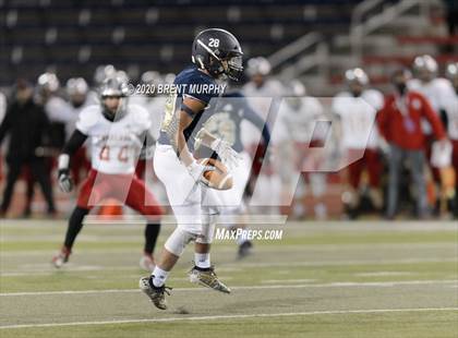 Thumbnail 1 in Loveland vs. Palmer Ridge (CHSAA 4A State Championship) photogallery.