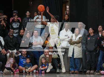 Thumbnail 1 in Archbishop Mitty vs. Ontario Christian (Sabrina Ionescu SI20 Showcase) photogallery.