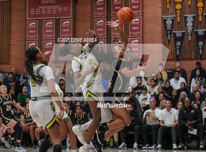Thumbnail 2 in Archbishop Mitty vs. Ontario Christian (Sabrina Ionescu SI20 Showcase) photogallery.