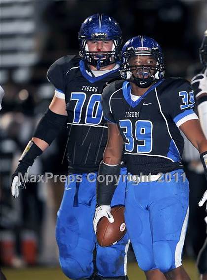 Thumbnail 1 in Smiths Station @ Auburn photogallery.