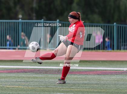 Thumbnail 3 in Bishop Amat vs. Etiwanda photogallery.