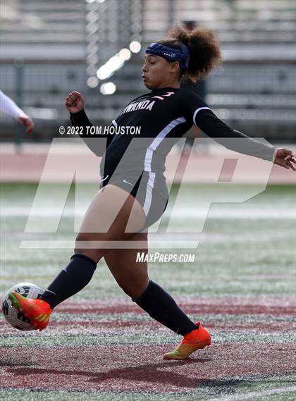 Thumbnail 3 in Bishop Amat vs. Etiwanda photogallery.