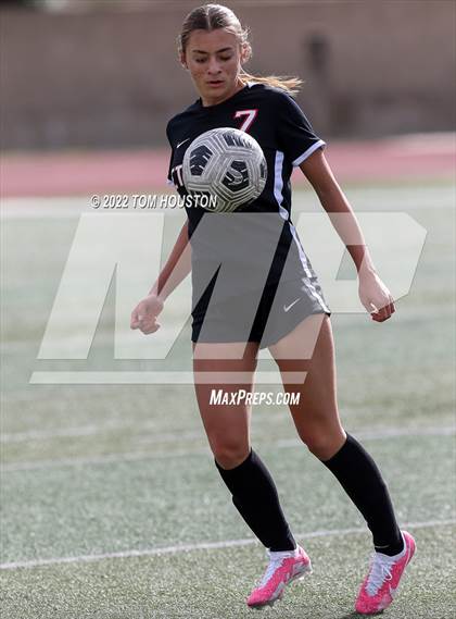 Thumbnail 1 in Bishop Amat vs. Etiwanda photogallery.