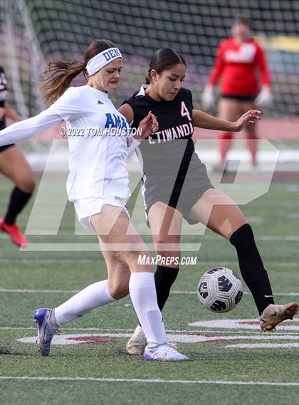 Thumbnail 3 in Bishop Amat vs. Etiwanda photogallery.