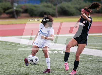 Thumbnail 3 in Bishop Amat vs. Etiwanda photogallery.