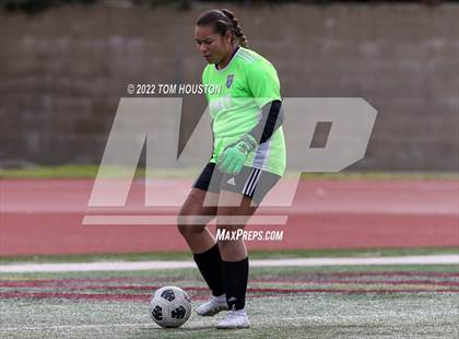 Thumbnail 2 in Bishop Amat vs. Etiwanda photogallery.