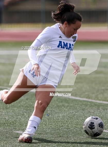 Thumbnail 2 in Bishop Amat vs. Etiwanda photogallery.