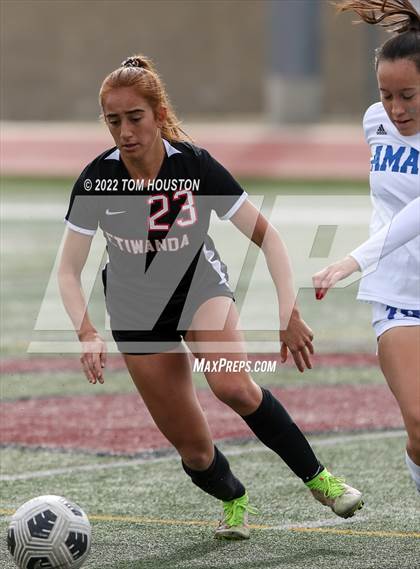 Thumbnail 3 in Bishop Amat vs. Etiwanda photogallery.