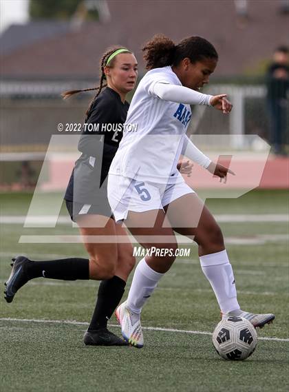 Thumbnail 2 in Bishop Amat vs. Etiwanda photogallery.