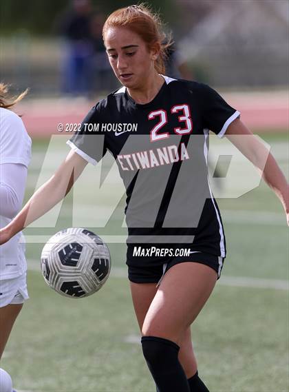 Thumbnail 1 in Bishop Amat vs. Etiwanda photogallery.