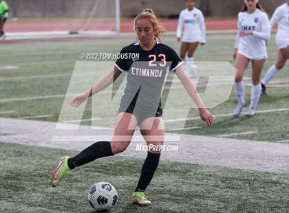 Thumbnail 2 in Bishop Amat vs. Etiwanda photogallery.