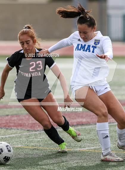 Thumbnail 2 in Bishop Amat vs. Etiwanda photogallery.