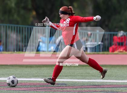 Thumbnail 2 in Bishop Amat vs. Etiwanda photogallery.