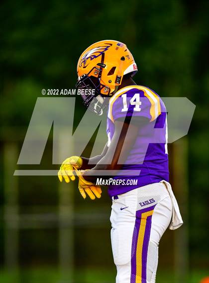 Thumbnail 2 in Glenville @ Avon photogallery.