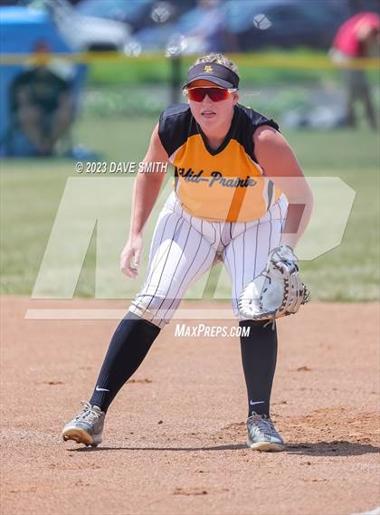 Thumbnail 3 in Mid-Prairie vs Charles City (Rick Doran Classic) photogallery.
