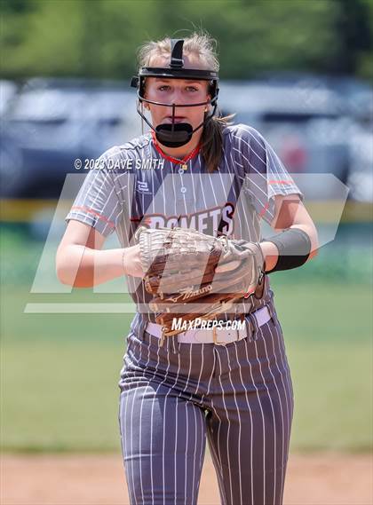 Thumbnail 3 in Mid-Prairie vs Charles City (Rick Doran Classic) photogallery.