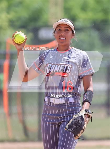 Thumbnail 2 in Mid-Prairie vs Charles City (Rick Doran Classic) photogallery.