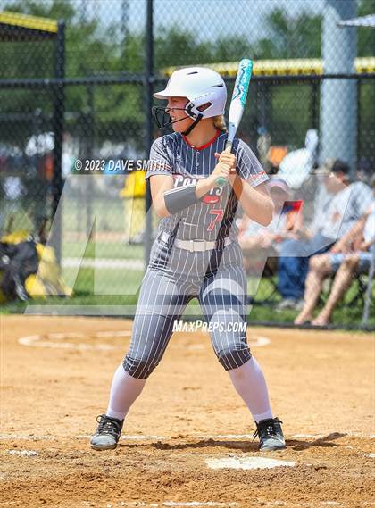 Thumbnail 3 in Mid-Prairie vs Charles City (Rick Doran Classic) photogallery.