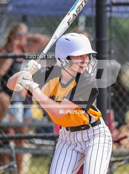 Thumbnail 3 in Mid-Prairie vs Charles City (Rick Doran Classic) photogallery.