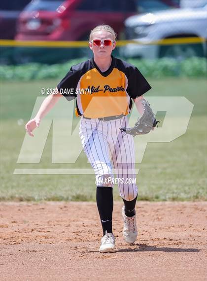 Thumbnail 1 in Mid-Prairie vs Charles City (Rick Doran Classic) photogallery.