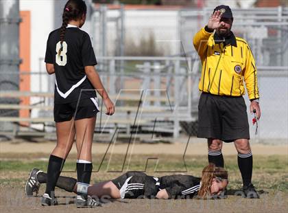 Thumbnail 2 in Golden Valley vs. Verdugo Hills photogallery.