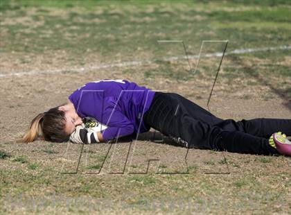 Thumbnail 2 in Golden Valley vs. Verdugo Hills photogallery.