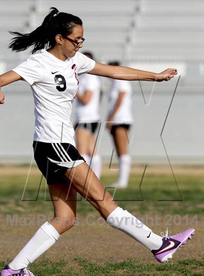 Thumbnail 1 in Golden Valley vs. Verdugo Hills photogallery.