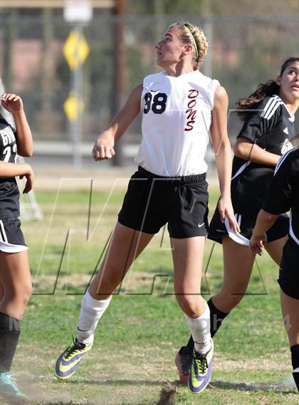 Thumbnail 3 in Golden Valley vs. Verdugo Hills photogallery.
