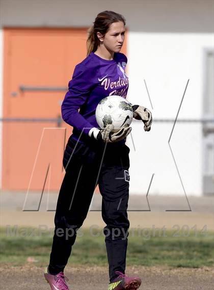 Thumbnail 1 in Golden Valley vs. Verdugo Hills photogallery.